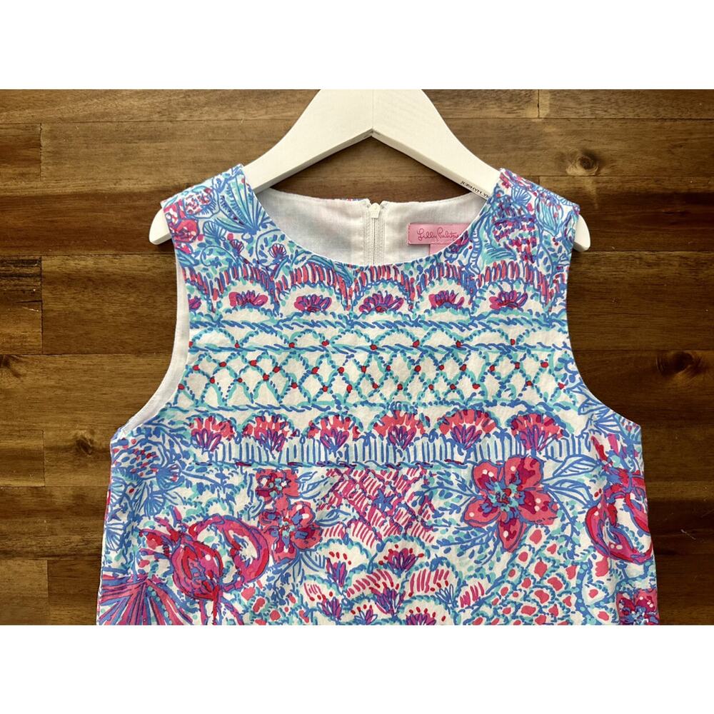 Lilly Pulitzer Pinchers Picnic Shift Dress Sleeveless Blue Red Floral Beach 10 - Picture 3 of 9